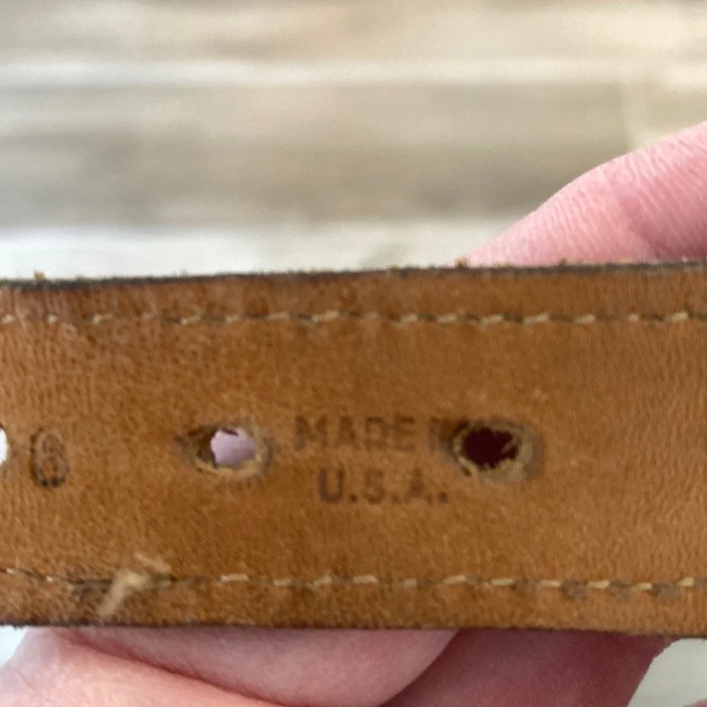 Trafalgar 32 black belt with leather and brass